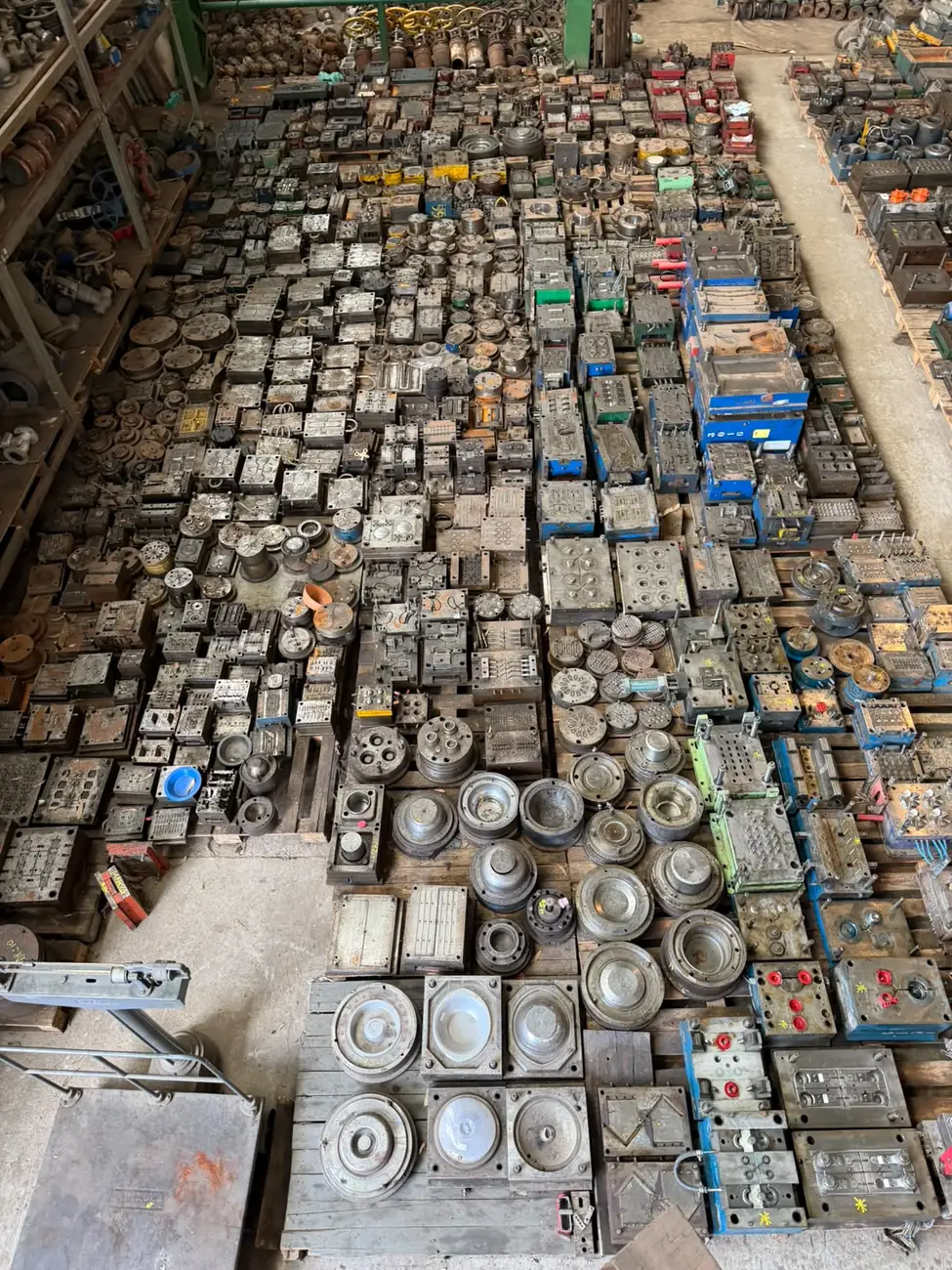 Moldes usados disponíveis para venda no acervo da 3WS